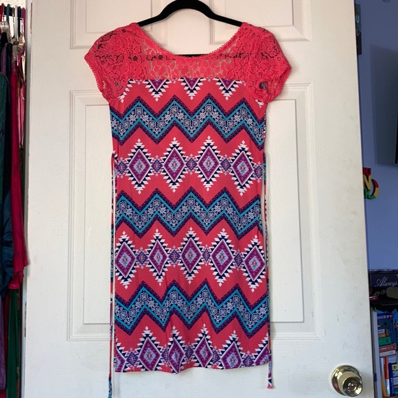 Dress - Picture 1 of 4